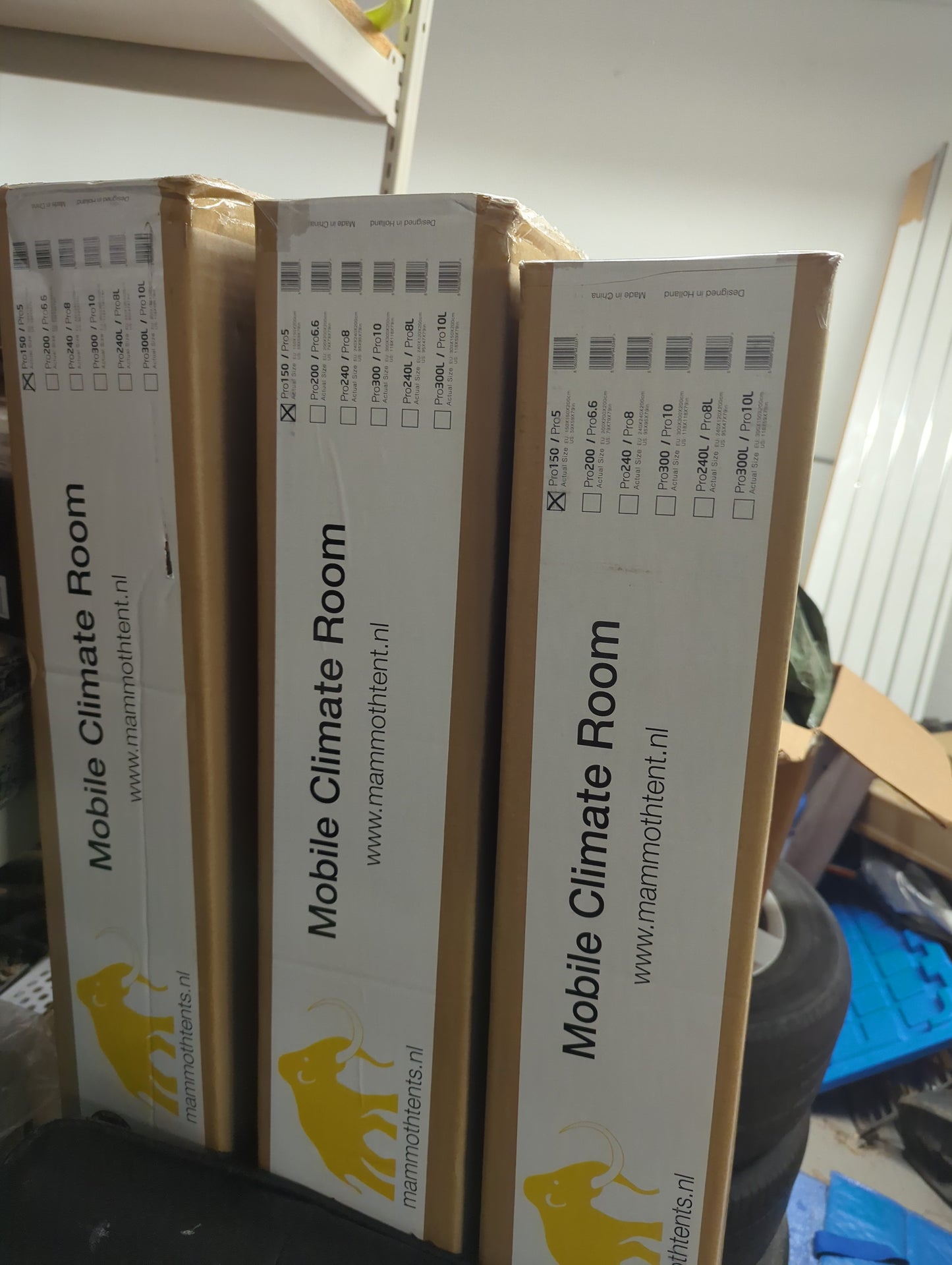 MAMMOTH PRO+ 150 4.9' X 4.9' X 6.6'