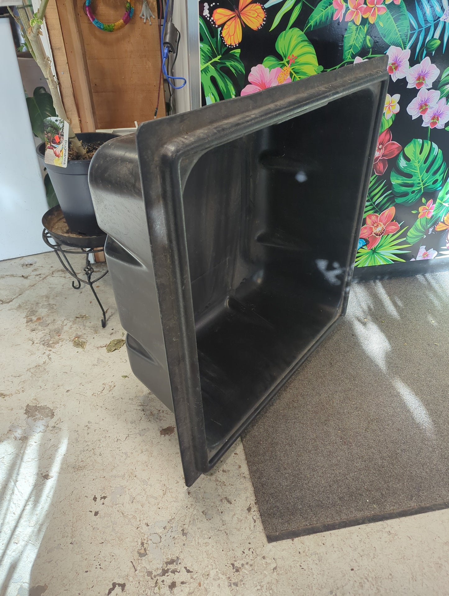 Flo-n-Gro 30 Gal Reservoir - Black